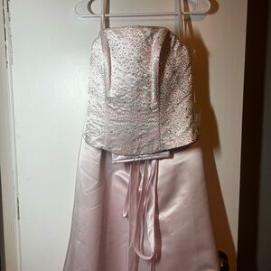 Elegant Pink Strapless Gown with Rhinestones